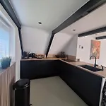 Heuvellodge Robin Alpha 76 *