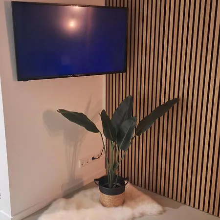 Heuvellodge Robin Alpha 76 * سيمبيلفيلد