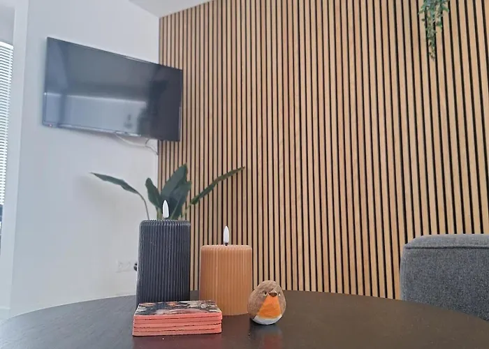 Holiday home Heuvellodge Robin Alpha 76