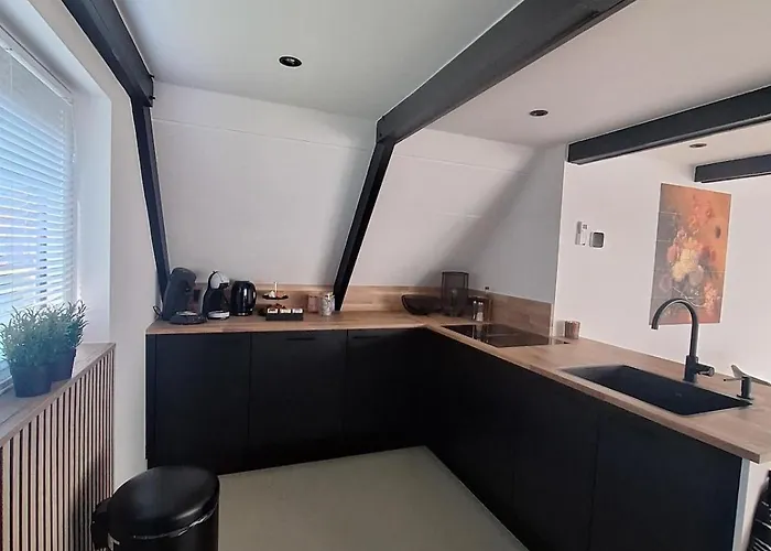 Heuvellodge Robin Alpha 76 Holiday home *